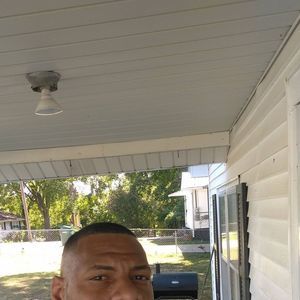 Meet your Posher, Demontrae